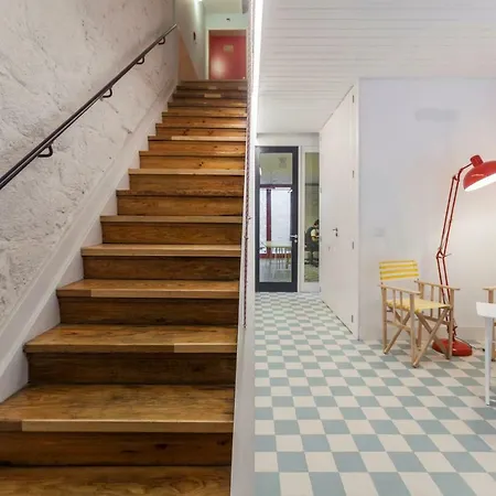 Victoria Apartment